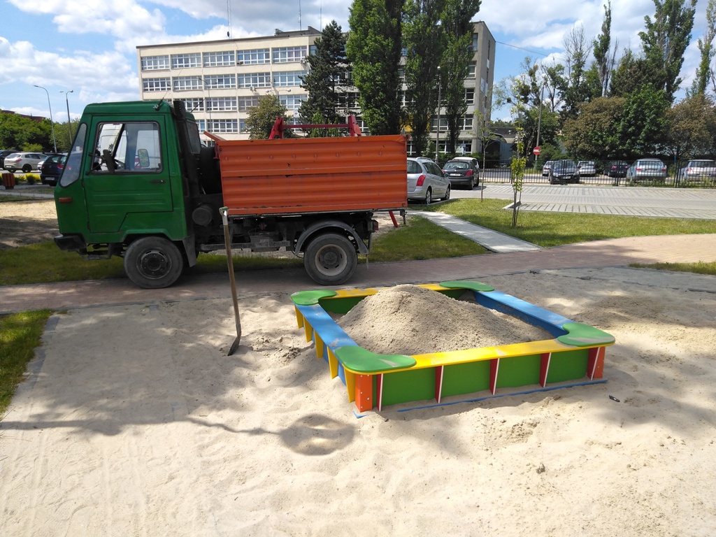 piasek do piaskownicy