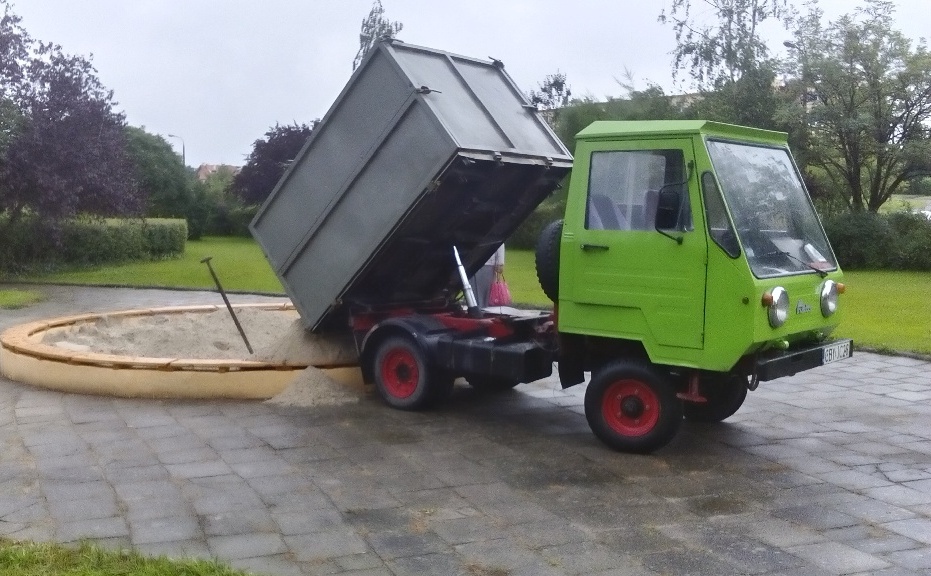 transport piasku do piaskownicy