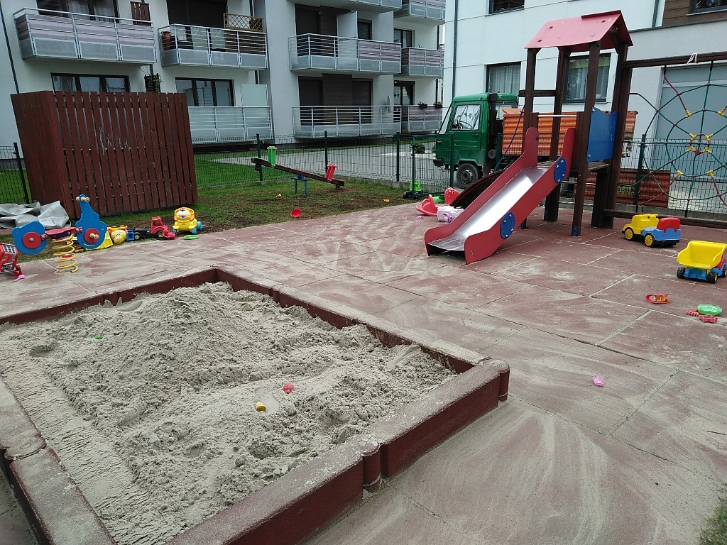 wymian piasku w piaskownicy Bydgoszcz